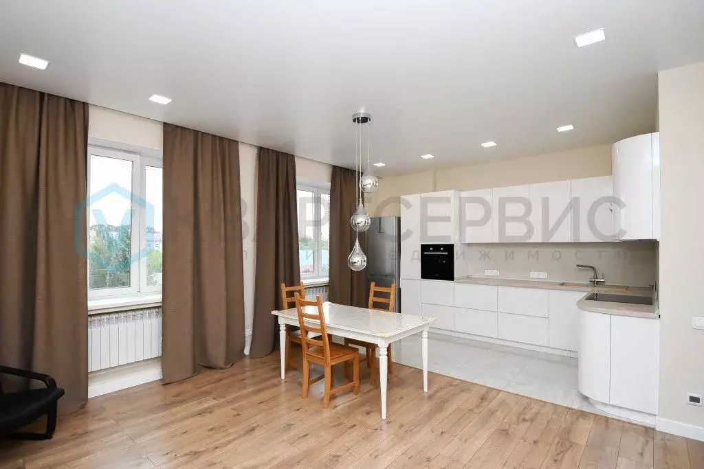 3-к кв. Омская область, Омск ул. Красный Путь, 135к1 (98.7 м) - Фото 1