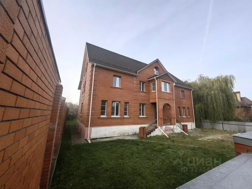 Дом в Калужская область, Калуга Богородицкая ул., 10 (750 м) - Фото 1