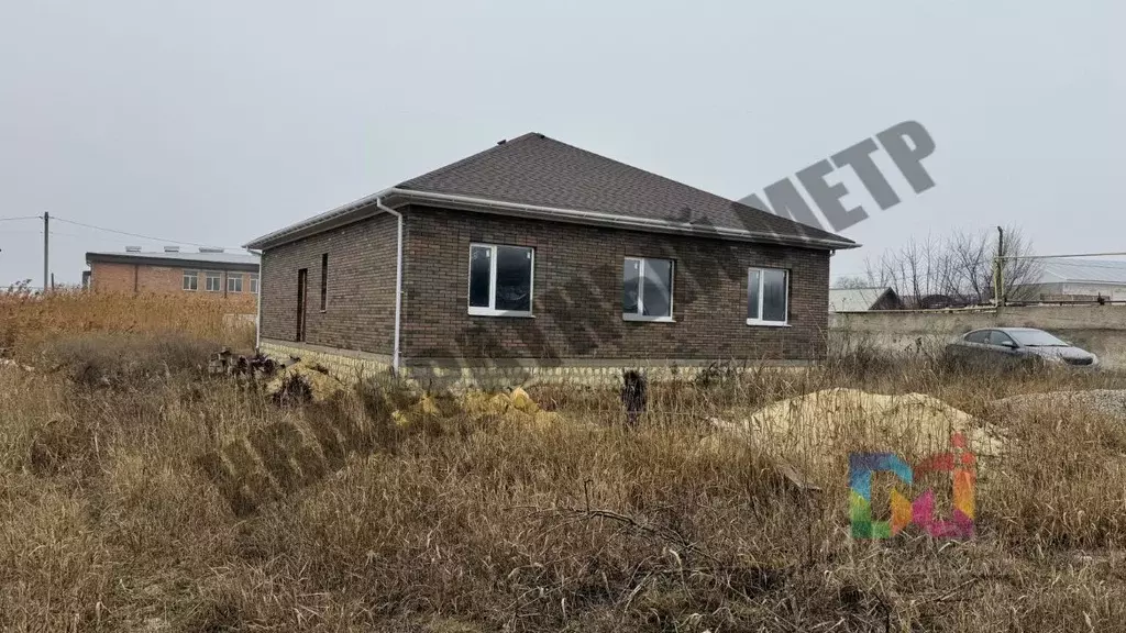 Дом в Калмыкия, Элиста Территория Восточная промзона,  (152 м) - Фото 1