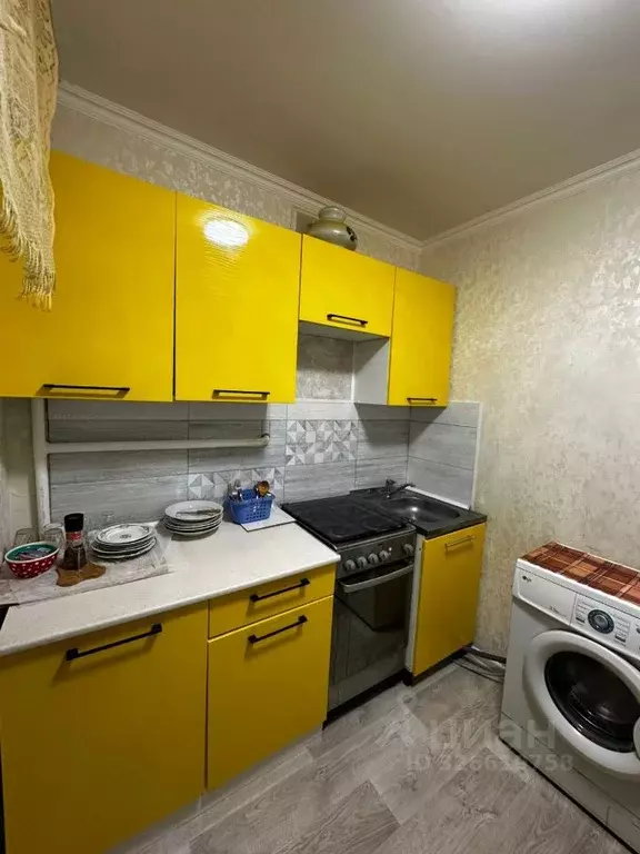 3-к кв. Татарстан, Нижнекамск просп. Строителей, 33 (65.0 м) - Фото 1