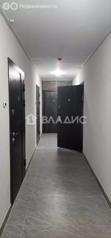 Квартира-студия: село Чигири, улица Василенко, 7/3 (30.6 м) - Фото 2