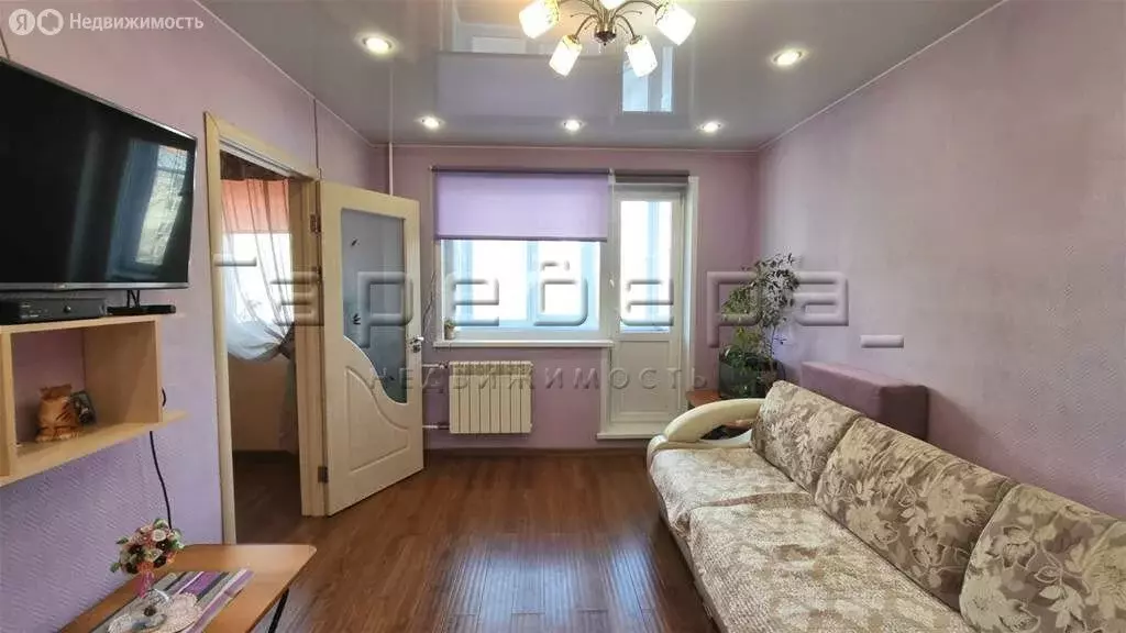 3-комнатная квартира: Красноярск, улица Юшкова, 34 (46 м) - Фото 1