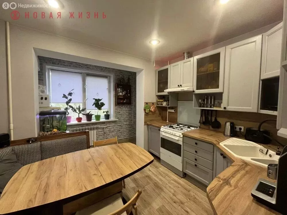 3-комнатная квартира: Самара, Солнечная улица, 11 (80 м) - Фото 1