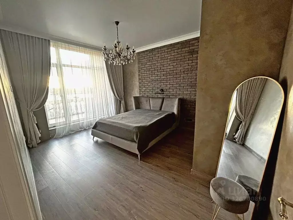 3-к кв. Санкт-Петербург Малоохтинский просп., 94 (75.5 м) - Фото 1