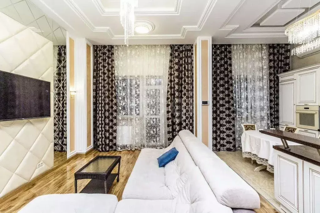 4-к кв. Ханты-Мансийский АО, Сургут Университетская ул., 11 (173.0 м) - Фото 0