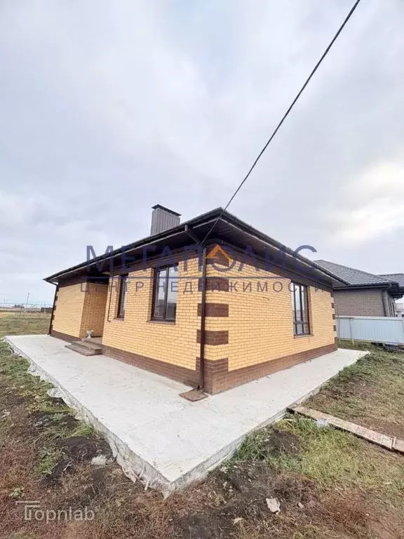 Дом в Саратовская область, Балаковский район, с. Натальино ул. Мира, ... - Фото 1