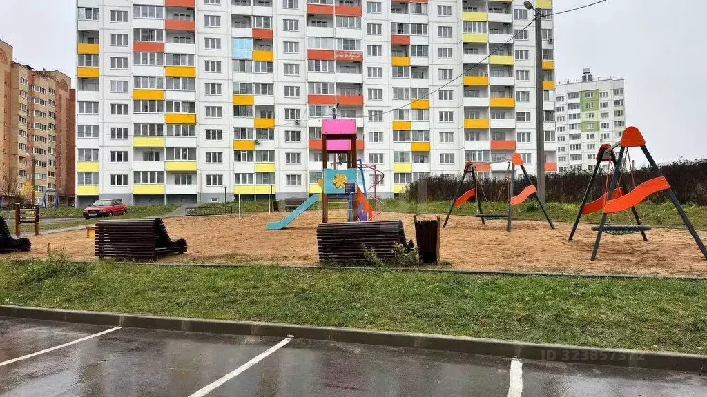 2-к кв. Смоленская область, Смоленск ул. Попова, 125А (70.6 м) - Фото 1