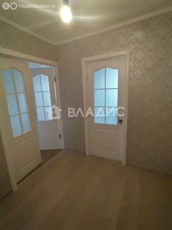2-комнатная квартира: Белгород, Вокзальная улица, 33А (50 м) - Фото 0