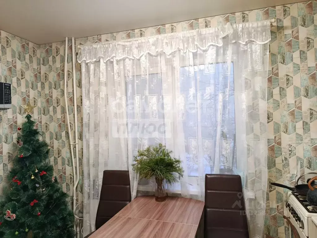 1-к кв. Омская область, Омск ул. Кирова, 22 (37.2 м) - Фото 2