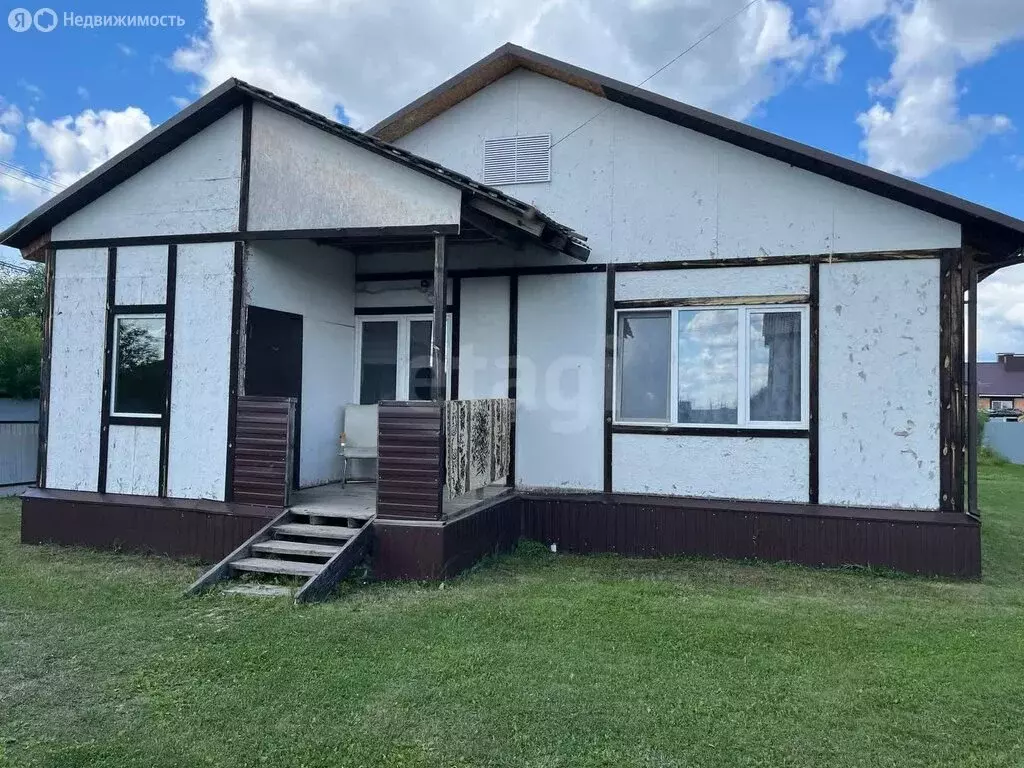 Дом в Тюменский район, деревня Ушакова, микрорайон Молодёжный, ... - Фото 1