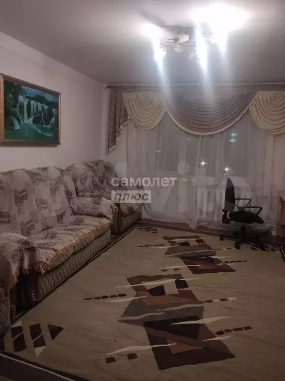 2-к. квартира, 52 м, 4/9 эт. - Фото 0