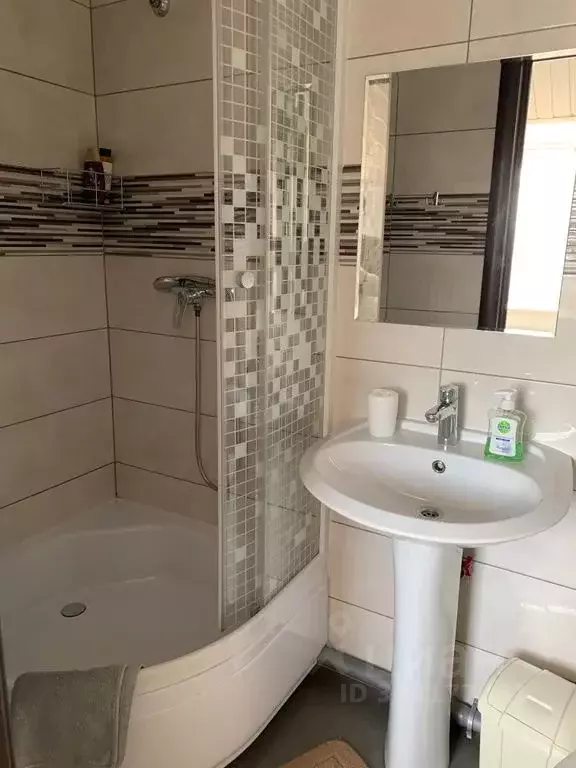 Комната Крым, Керчь ул. Шмидта, 80/154 - Фото 2