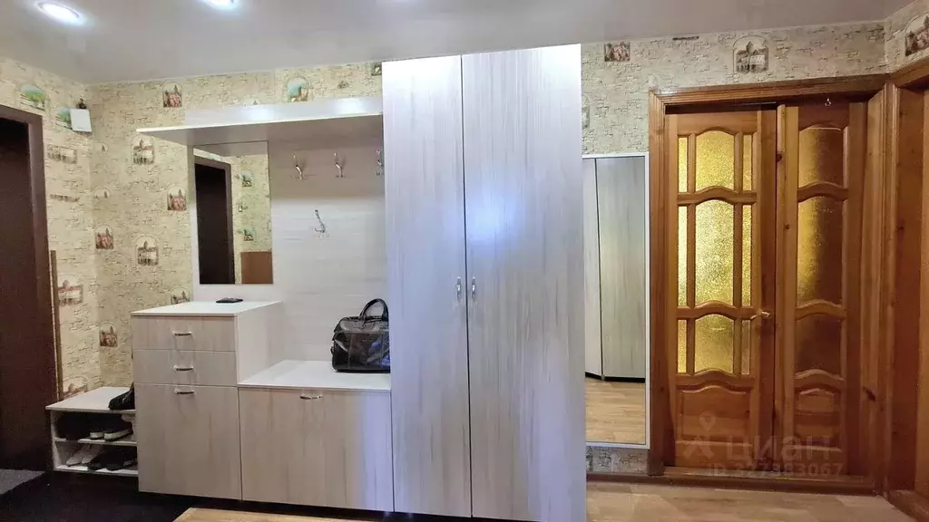 3-к кв. Ульяновская область, Димитровград ул. Баданова, 86Б (68.0 м) - Фото 2