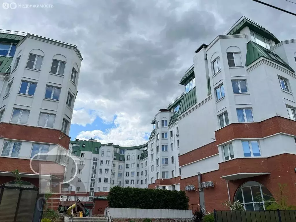 3-комнатная квартира: Звенигород, улица Красная Гора, 1к1 (155 м) - Фото 1