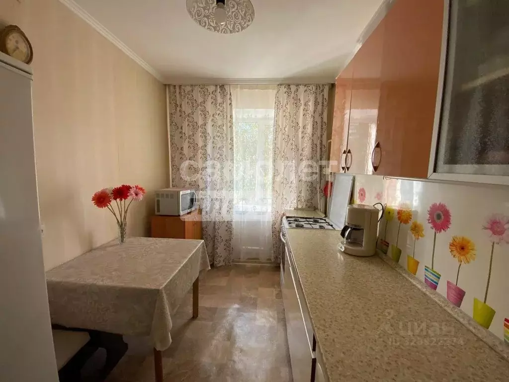 2-к кв. Омская область, Омск ул. Алексея Полторацкого, 58 (49.5 м) - Фото 1