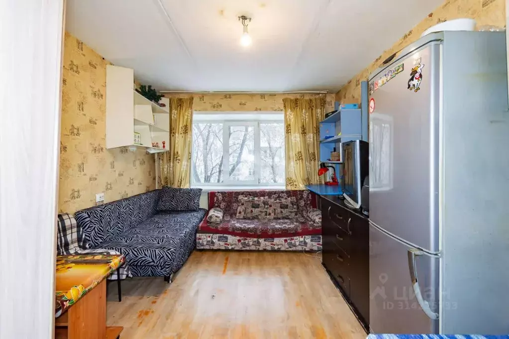 Комната Свердловская область, Екатеринбург ул. Стрелочников, 1 (13.0 ... - Фото 0