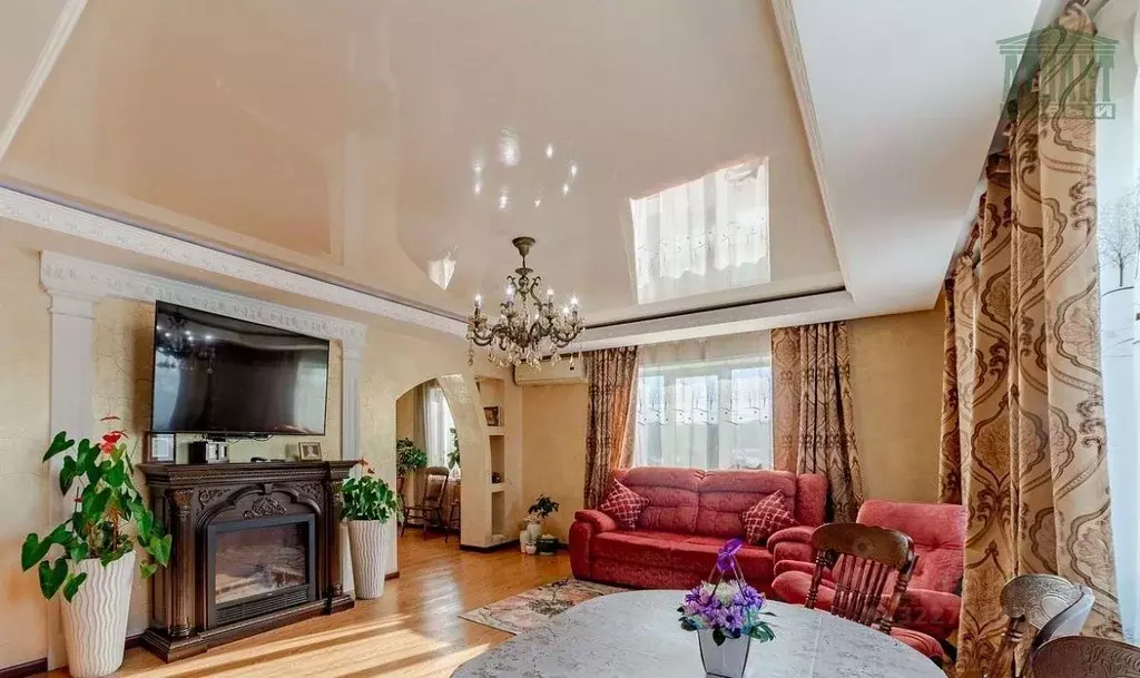 Коттедж в Хабаровский край, Хабаровск ул. 8 Марта, 35 (250 м) - Фото 2