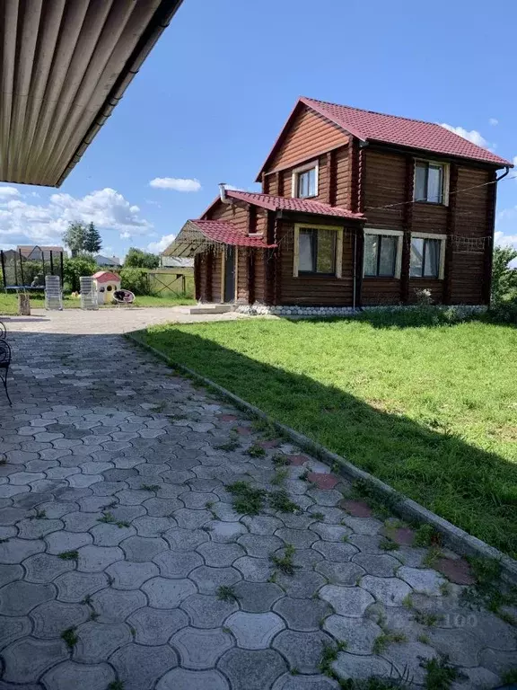 Дом в Брянская область, Выгоничское городское поселение, с. Лопушь ул. ... - Фото 0