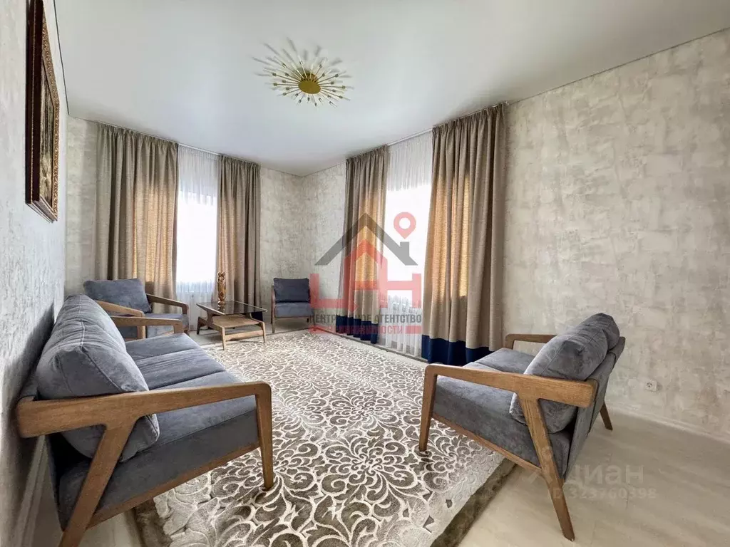 Дом в Ставропольский край, Ессентуки туп. Крутой (179 м) - Фото 1