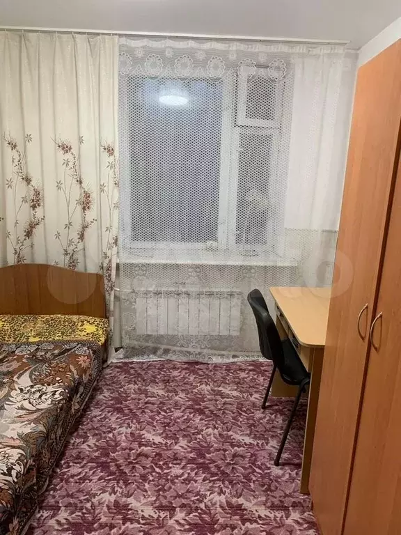 Комната 10 м в 3-к., 1/1 эт. - Фото 0