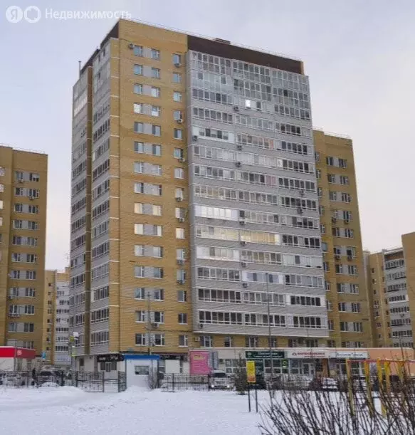 3-комнатная квартира: Тюмень, улица Ю.-Р.Г. Эрвье, 14к1 (74.3 м) - Фото 2