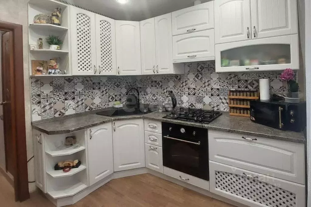 4-к кв. Белгородская область, Строитель Яковлевский городской округ, ... - Фото 1