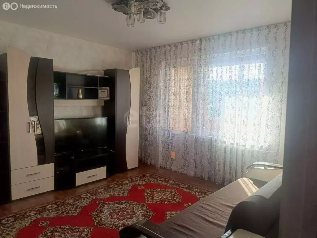 2-комнатная квартира: Набережные Челны, 56-й комплекс, 18 (43.6 м) - Фото 0