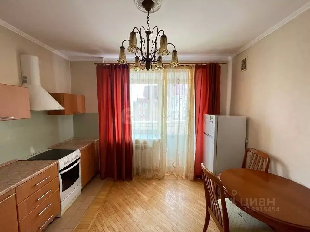 1-к кв. Тюменская область, Тюмень ул. Грибоедова, 13 (53.6 м) - Фото 1