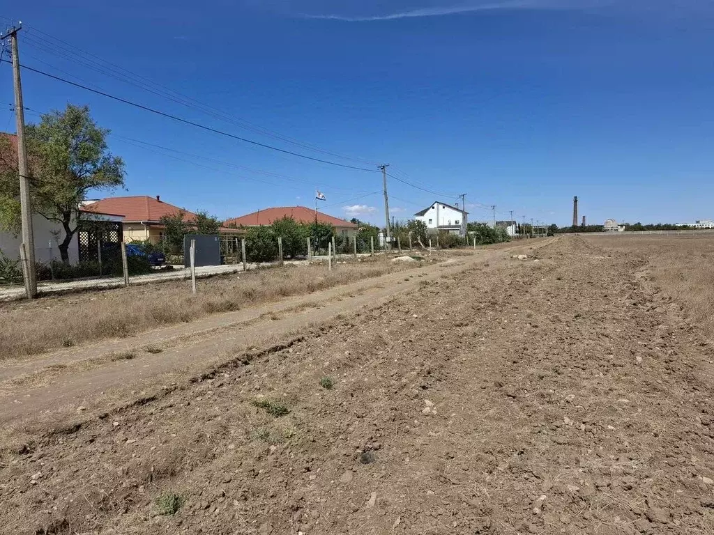 Участок в Крым, Сакский район, Молочненское с/пос, Радуга СПК аллея ... - Фото 1