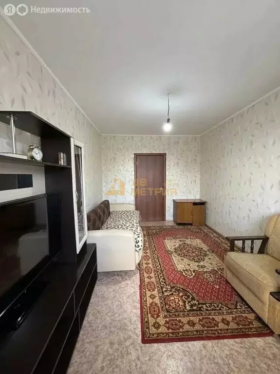 2-комнатная квартира: село Троицкое, улица Матросова, 23 (60 м) - Фото 1