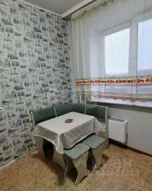 1-к кв. Тюменская область, Тюмень Магаданская ул., 13 (37.0 м) - Фото 1