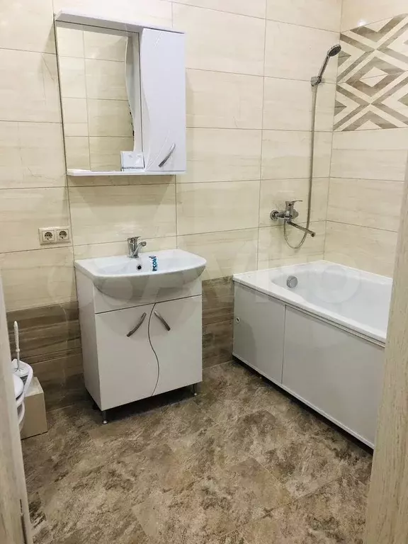 1-к. квартира, 40 м, 10/10 эт. - Фото 0