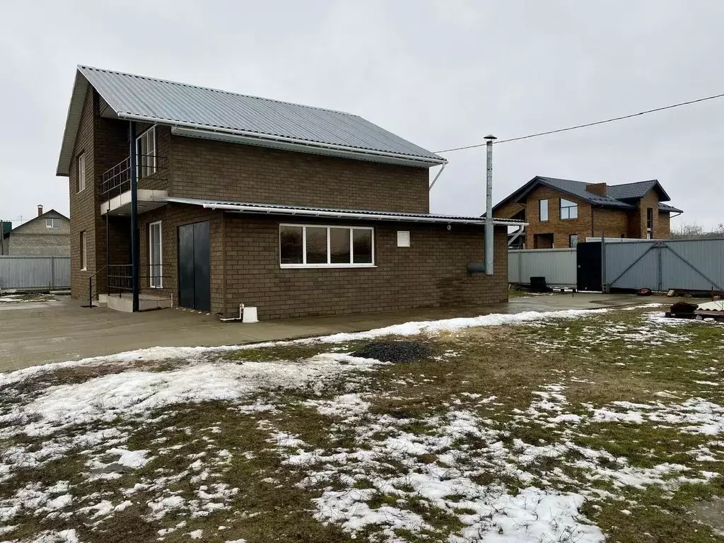 Дом в Волгоградская область, Волгоград ул. Чистая (150 м) - Фото 1