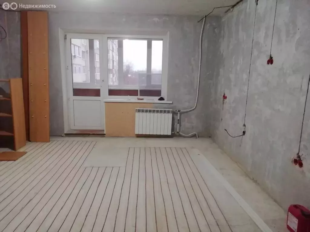 3-комнатная квартира: Тобольск, 10-й микрорайон, 69 (79 м) - Фото 0