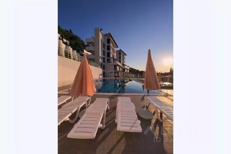 1-к кв. Крым, Алушта аллея Декабристов, 5 (70.0 м) - Фото 1