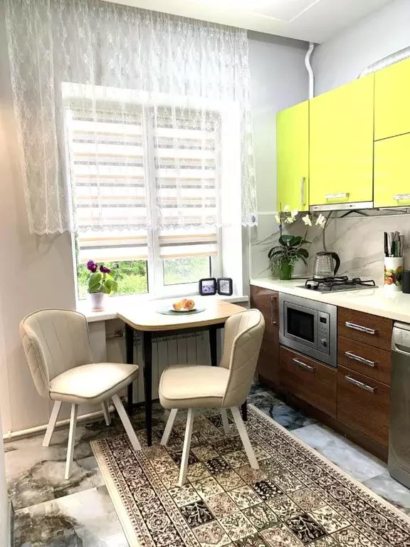 3-к кв. Краснодарский край, Сочи Гагарина мкр, ул. Красноармейская, 23 ... - Фото 0