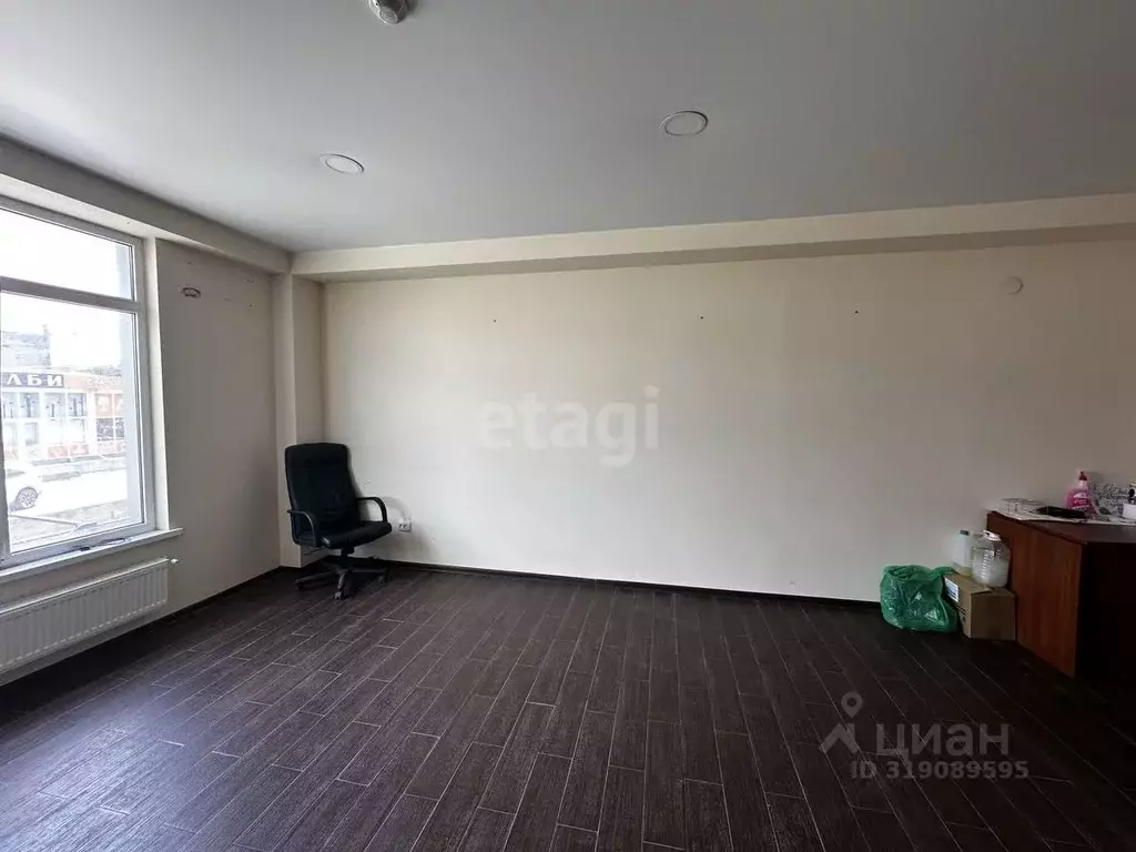 1-к кв. Крым, Симферополь ул. Крылова (30.0 м) - Фото 0