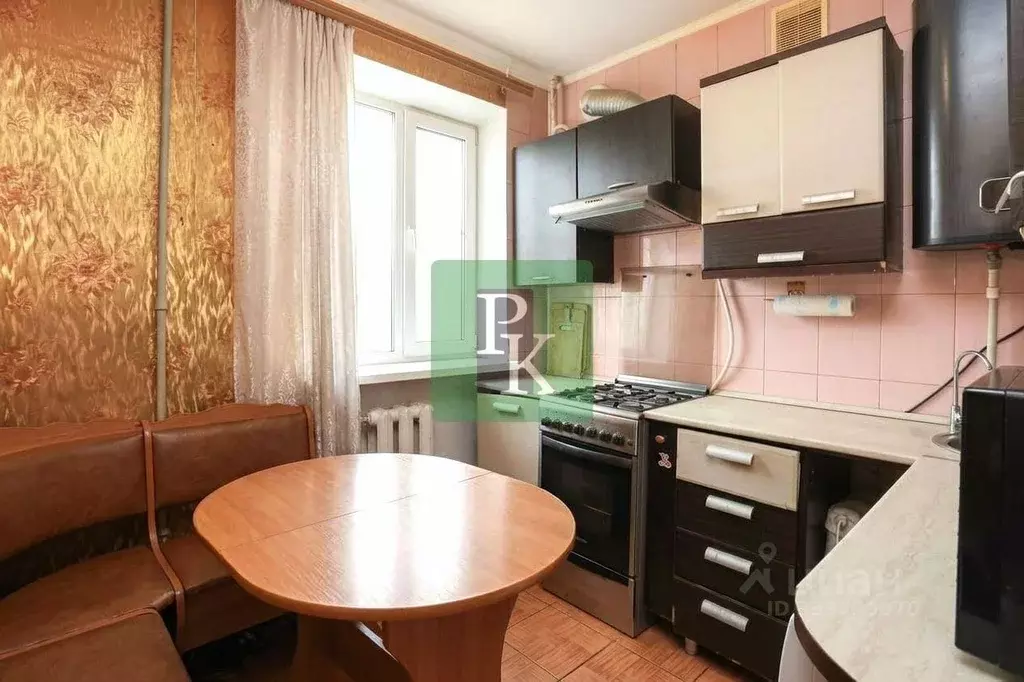 2-к кв. Севастополь ул. Якорная, 12 (42.1 м) - Фото 1
