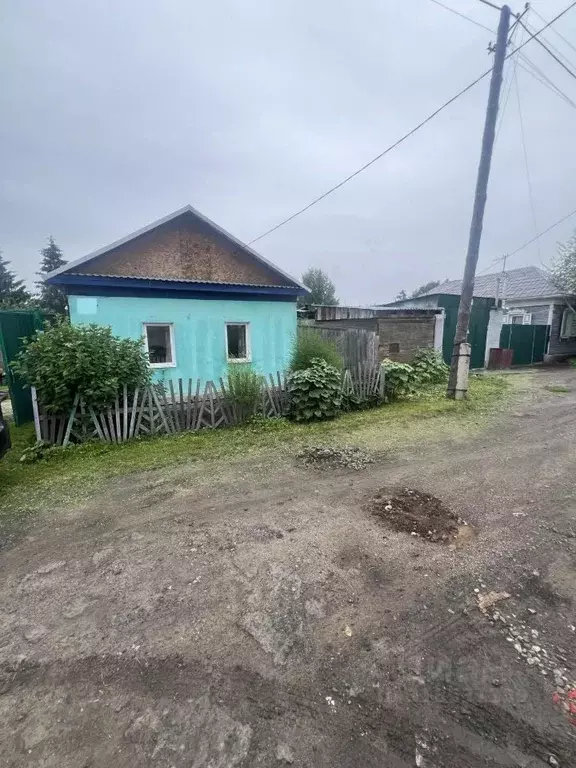 Дом в Омская область, Омск пос. Амурский, проезд Славянский (40 м) - Фото 1