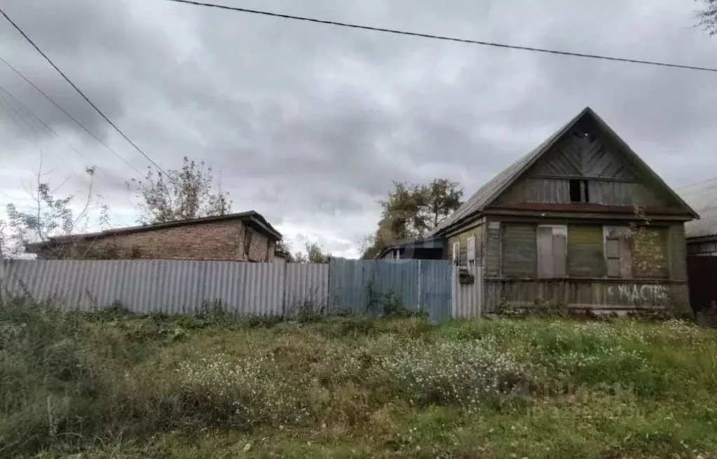 Дом в Брянская область, Трубчевский район, Телецкое с/пос, д. Телец ... - Фото 1