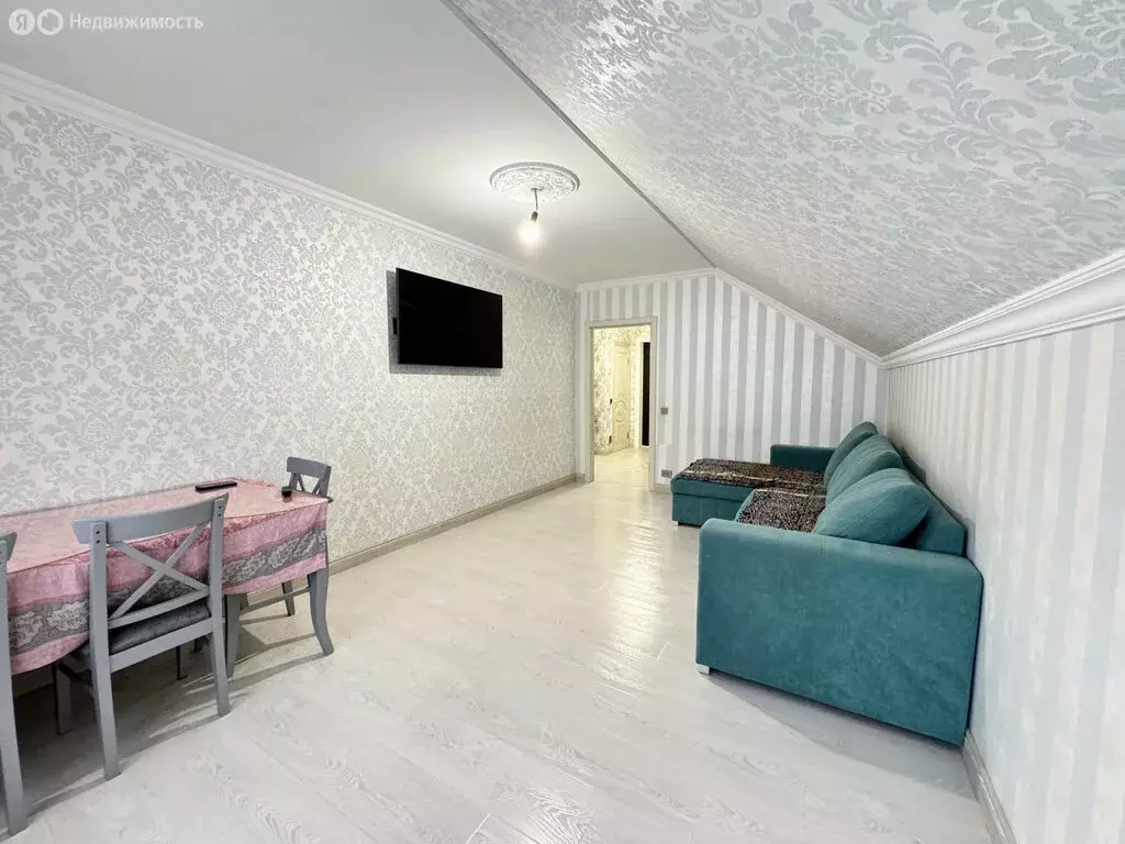 2-комнатная квартира: Махачкала, улица Хаджи Булача, 33 (68 м) - Фото 2