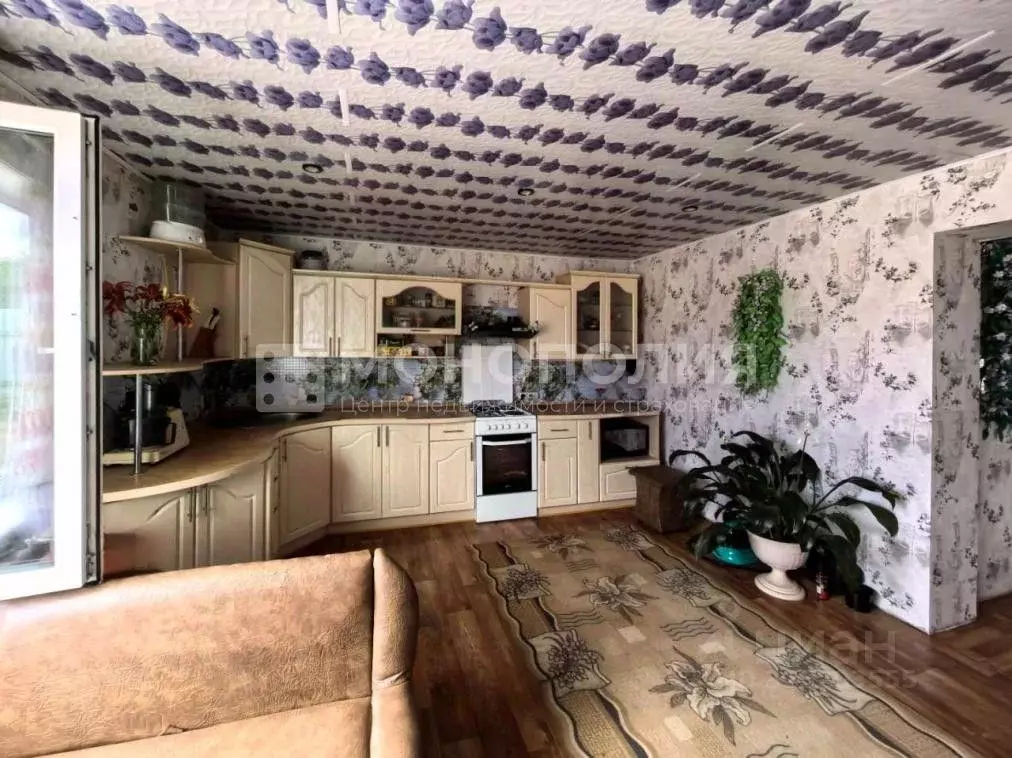 Дом в Амурская область, Белогорский муниципальный округ, с. Амурское ... - Фото 1