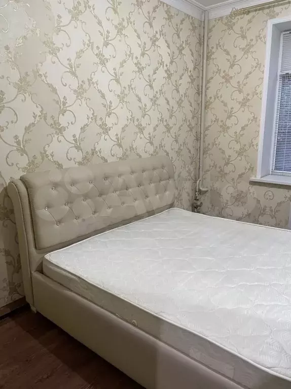 2-к. квартира, 60 м, 1/11 эт. - Фото 1