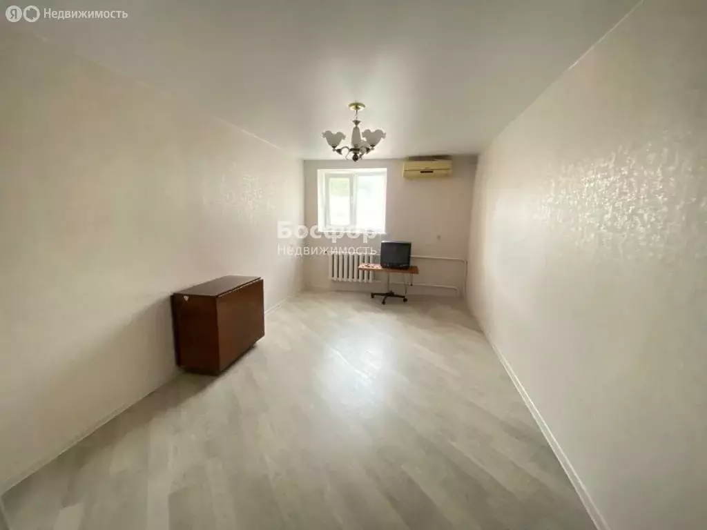 3-комнатная квартира: Феодосия, бульвар Старшинова, 3 (54.8 м) - Фото 1