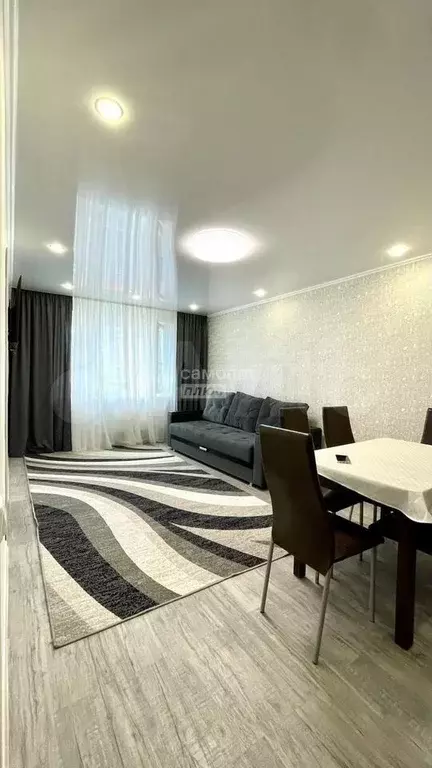 2-к. квартира, 60 м, 7/15 эт. - Фото 0
