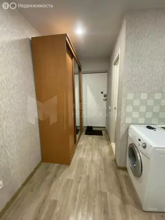 Квартира-студия: Тюмень, улица 30 лет Победы, 76 (16 м) - Фото 2