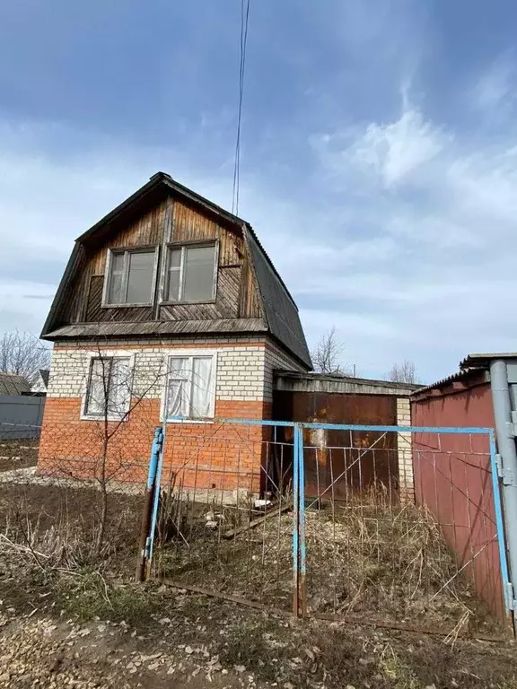 Дом в Саратовская область, Энгельсский район, Красноярское ... - Фото 2