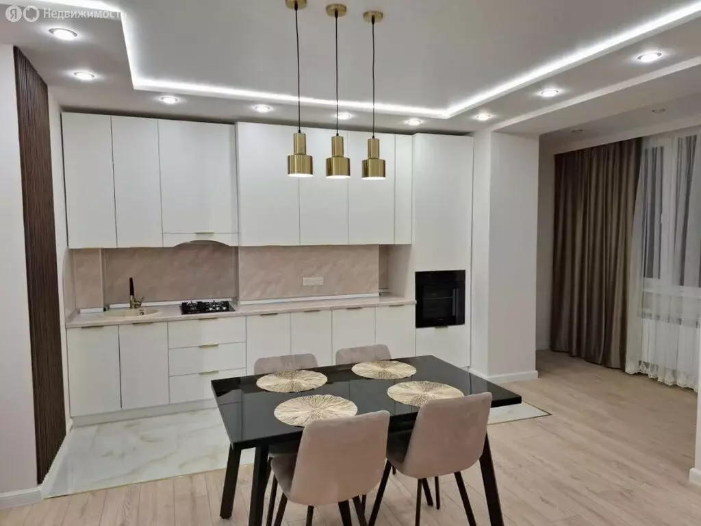 4-комнатная квартира: Владикавказ, улица Гастелло, 65 (136 м) - Фото 1