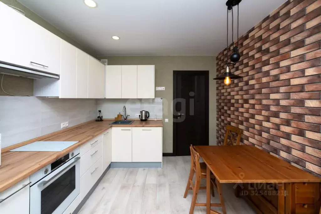 2-к кв. Московская область, Домодедово городской округ, с. Домодедово ... - Фото 0