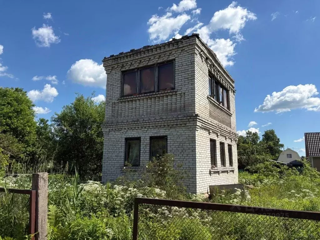Дом в Ленинградская область, Кировское городское поселение, Грибное ... - Фото 1